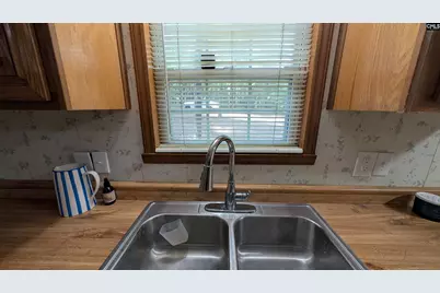7907 Bruton Road, Columbia, SC 29203 - Photo 11