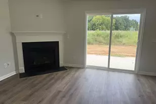 212 Laurinton Farms Dr, Hopkins, SC 29061 - Photo 5