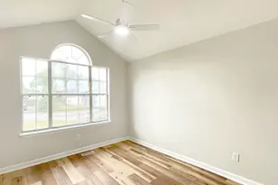 409 Coops Ct, West Columbia, SC 29170 - Photo 11