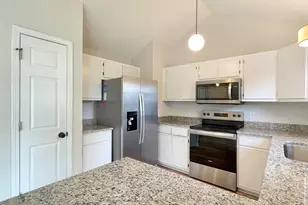 409 Coops Ct, West Columbia, SC 29170 - Photo 5