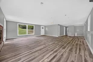 3249 Driftwood Point Rd, Gilbert, SC 29054 - Photo 5