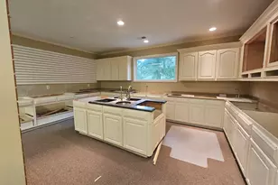 301 Ramblin Rd, West Columbia, SC 29170 - Photo 7