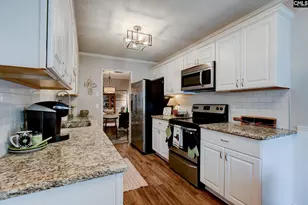124 N Lake Pointe Dr, Columbia, SC 29229 - Photo 5
