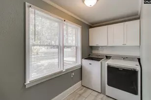 1012 Sherwood Ln, Camden, SC 29020 - Photo 11