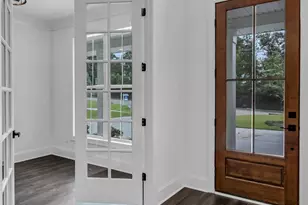 4208 Devine, Columbia, SC 29205 - Photo 7