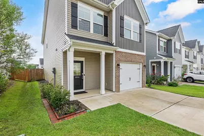 1054 Crescent Moon Loop, Hopkins, SC 29061 - Photo 3
