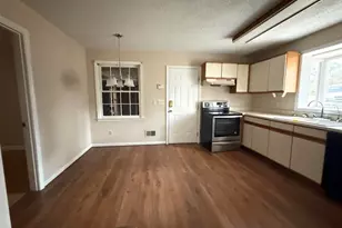 3086 Rosiland Dr, West Columbia, SC 29169 - Photo 3