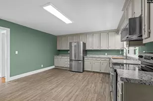 1821 Manley St, Cayce, SC 29033 - Photo 17