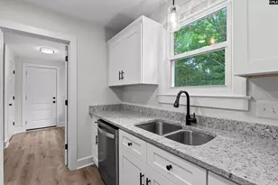 106 Hyler Dr, Lexington, SC 29072 - Photo 9