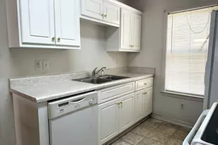 401 Elders Pond Cir, Columbia, SC 29229 - Photo 7