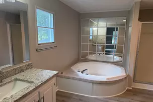 446 W Inwood St, Bethune, SC 29009 - Photo 9