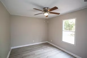 446 W Inwood St, Bethune, SC 29009 - Photo 15