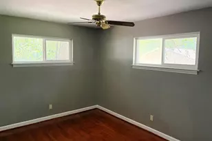 1821 Luster Ln, Columbia, SC 29210 - Photo 9