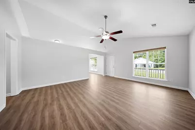 301 Blythe Creek Drive, Blythewood, SC 29016 - Photo 9