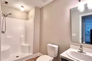 16 Crescent Ln, Columbia, SC 29212 - Photo 17