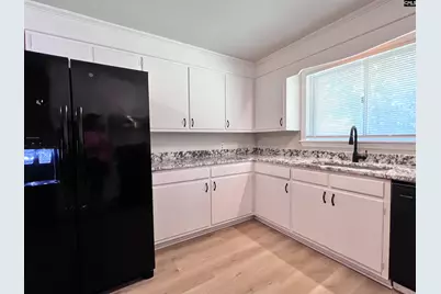 127 Whispering Pines Circle, Columbia, SC 29205 - Photo 11