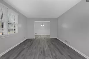 2043 Fairlawn Cir, Cayce, SC 29033 - Photo 11