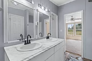 1834 Horrell Hill Rd, Hopkins, SC 29061 - Photo 11