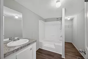 105 Hunter St, Lancaster, SC 29720 - Photo 9