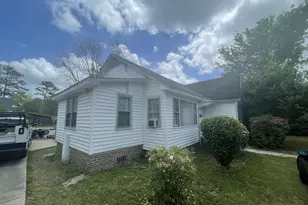 208 Rhame St, Manning, SC 29102 - Photo 13