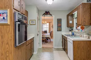 2908 Hobkirk Rd, Columbia, SC 29223 - Photo 17
