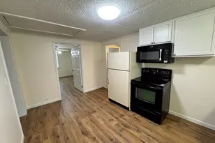 360 Rikard St, Batesburg, SC 29006 - Photo 9