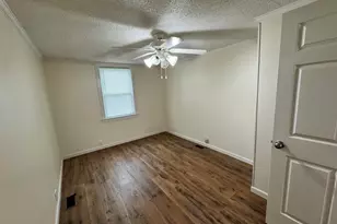 360 Rikard St, Batesburg, SC 29006 - Photo 7