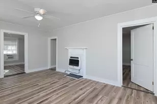 203 Augusta St, West Columbia, SC 29169 - Photo 7