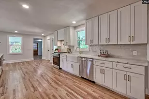 900 Michaelmas Ave, Cayce, SC 29033 - Photo 13