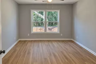 4308 Red Lane Rd, Dalzell, SC 29040 - Photo 11