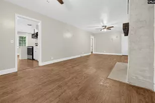 432 Bell Ave, Hartsville, SC 29550 - Photo 11