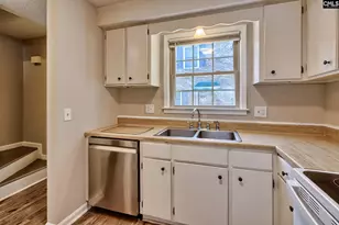 3700 Bush River Road H-4, Columbia, SC 29210 - Photo 11