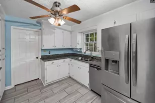 1817 Woodvalley Dr, Columbia, SC 29212 - Photo 7