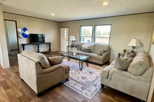 1068 Preference Rd, Saint Matthews, SC 29135 - Photo 5