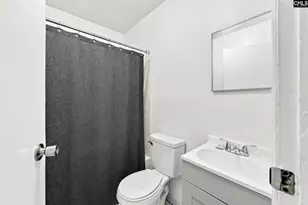 504 Wall St, West Columbia, SC 29169 - Photo 13