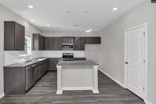 130 Middlesex Ct, Lugoff, SC 29078 - Photo 11