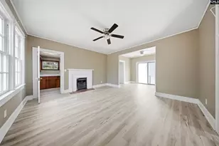 113 S Dennis Ave, Bishopville, SC 29010 - Photo 3