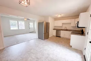 109 Harmon Hill Ct, Hopkins, SC 29061 - Photo 11