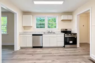 2930 English Ave, Columbia, SC 29204 - Photo 9