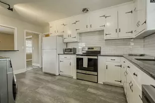 700 Jansen Ave, Cayce, SC 29033 - Photo 9