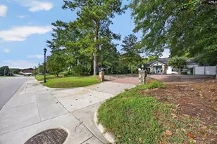 407 N Lake Dr, Lexington, SC 29072 - Photo 1