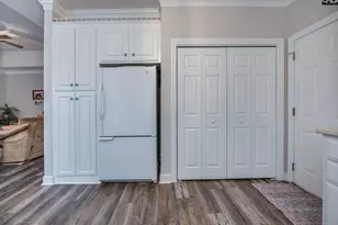 745 Teakwood Ct, West Columbia, SC 29169 - Photo 17
