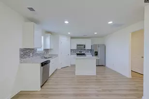 280 Savannah Wood Rd, Hopkins, SC 29061 - Photo 5