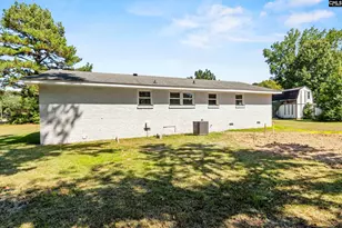 1006 Plowden Mill Rd, Sumter, SC 29153 - Photo 11