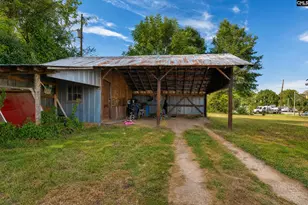 303 N Jennings St, Saluda, SC 29138 - Photo 17