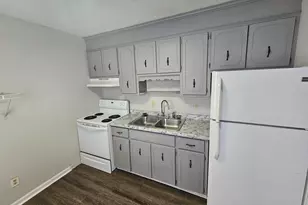 128 Calvin Ct C, West Columbia, SC 29170 - Photo 3