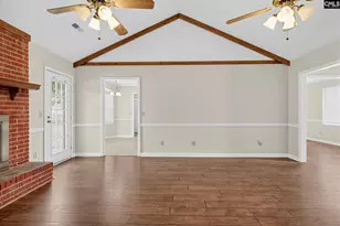 20 Erskine Ct, Sumter, SC 29154 - Photo 5