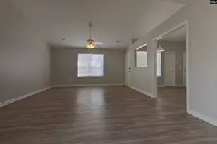 1306 May Oak Cir, Columbia, SC 29229 - Photo 3