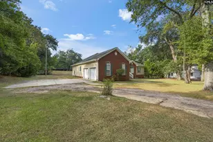 3808 Leesburg Rd, Hopkins, SC 29061 - Photo 3