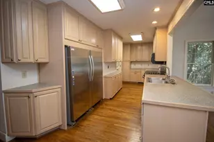 801 Beltline Blvd, Columbia, SC 29205 - Photo 9